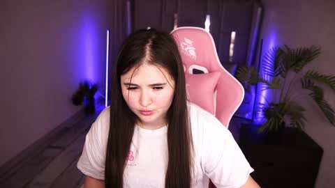 Bambi online show from 02-01-25, 03:52