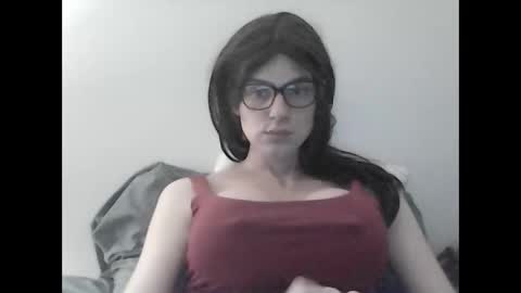 Bambi online show from 11-25-25, 11:16