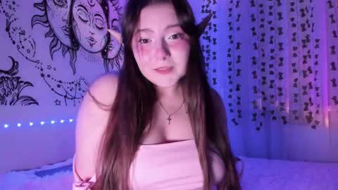 Snapshot of bambimayy chatting on 12-21-25, 05:09 May 3 online show from 12-21-25, 05:09