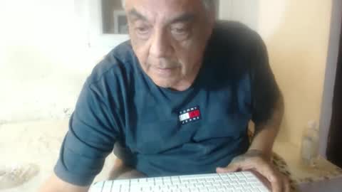 Snapshot of bambino6060 chatting on 09-09-25, 06:40 bambino6060 online show from 09-09-25, 06:40