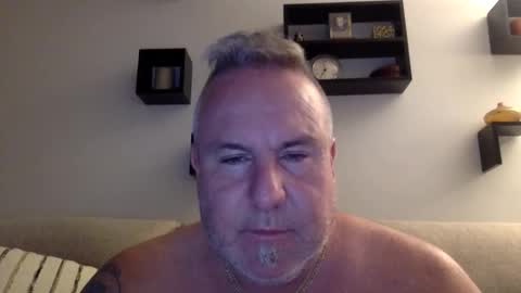 banana5289 online show from 05-26-26, 11:01
