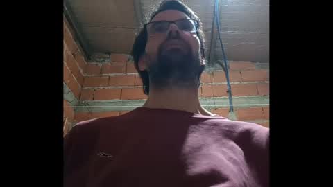 Snapshot of banana_argen_15 chatting on 09-28-25, 01:55 Ezequiel online show from 09-28-25, 01:55