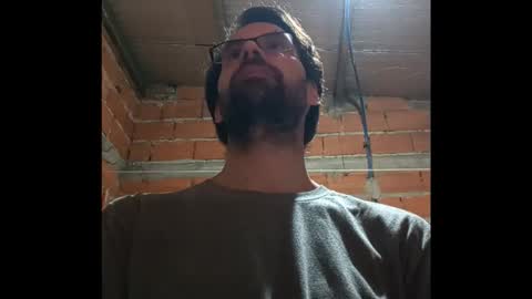 Snapshot of banana_argen_15 chatting on 10-03-25, 01:24 Ezequiel online show from 10-03-25, 01:24