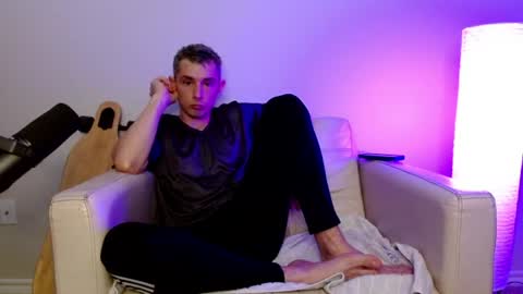 bananacurvesleft online show from 08-04-26, 03:43