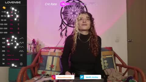 Snapshot of bandit_monkey chatting on 03-12-25, 04:30 V E R O N I C A online show from 03-12-25, 04:30