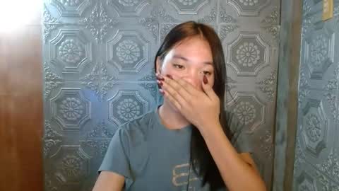 Snapshot of baninay810654 chatting on 10-11-25, 10:41 baninay810654 online show from 10-11-25, 10:41