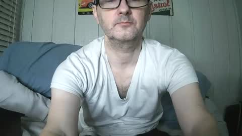 Snapshot of banksysmash chatting on 06-24-26, 02:10 Jay online show from 06-24-26, 02:10