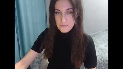 Emma online show from 06-07-26, 01:54