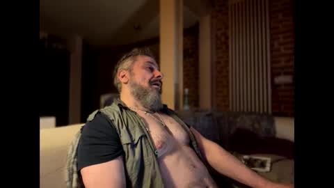 Snapshot of barba71 chatting on 01-15-25, 07:44 Military man 69 online show from 01-15-25, 07:44