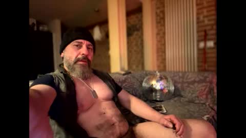 Snapshot of barba71 chatting on 02-08-25, 02:27 Military man 69 online show from 02-08-25, 02:27