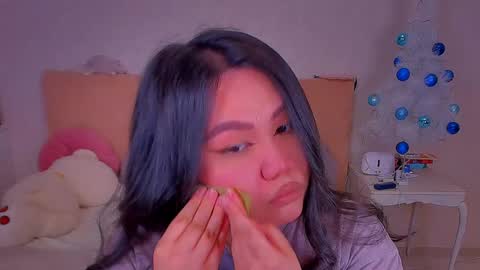 Barbie Kim online show from 12-14-24, 01:06