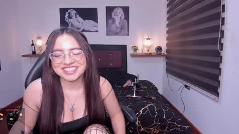 Snapshot of barbara_joness chatting on 09-12-25, 07:25 Barbara online show from 09-12-25, 07:25