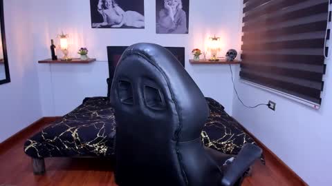 Snapshot of barbara_joness chatting on 10-08-25, 07:55 Barbara online show from 10-08-25, 07:55