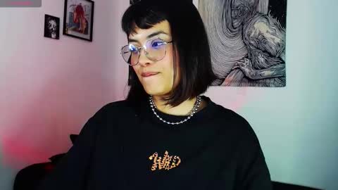  Barbara Moon  online show from 11-20-25, 04:45