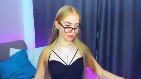 BarbaraChic online show from 06-18-26, 11:03