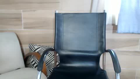 Snapshot of barbaradominatrix chatting on 11-13-25, 03:55 BARBARA DOMME online show from 11-13-25, 03:55