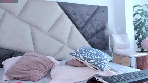 Barbara  online show from 01-13-25, 03:04