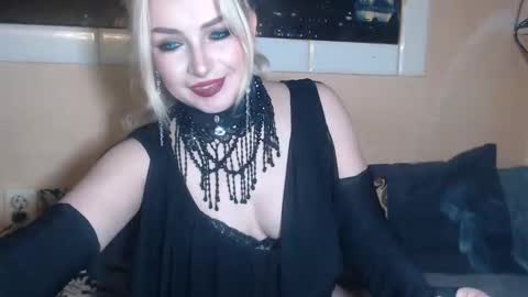 Victoria online show from 05-08-26, 11:54