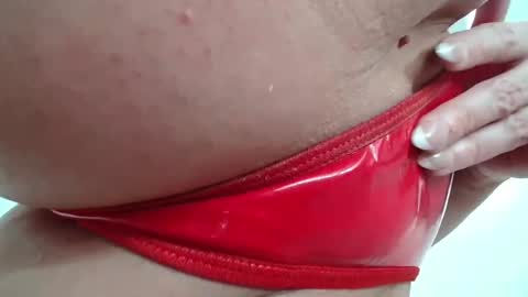 Snapshot of barbi_bentley chatting on 02-22-25, 12:19 Barbi Bentley online show from 02-22-25, 12:19