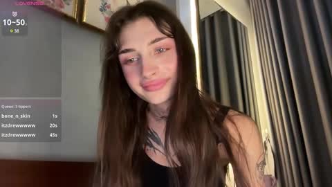 Snapshot of barbie_bi chatting on 12-22-24, 02:38 My name is Molly. Please say hello I like talking to you. If you have any wishes or obscene desires please use the tip menu online show from 12-22-24, 02:38