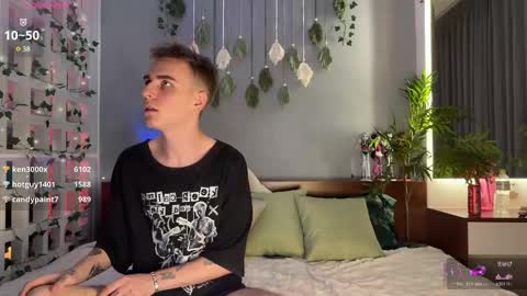 Snapshot of barbie_bi chatting on 02-07-25, 01:43 My name is Molly. Please say hello I like talking to you. If you have any wishes or obscene desires please use the tip menu online show from 02-07-25, 01:43