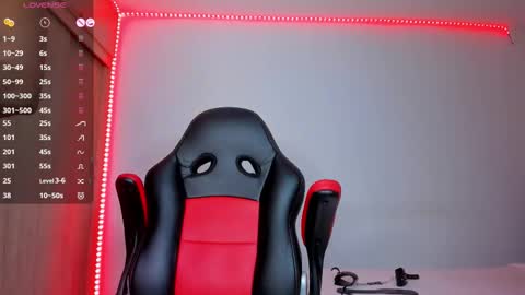 Snapshot of barbie_ebony_ chatting on 02-24-26, 07:17 Nicolle online show from 02-24-26, 07:17