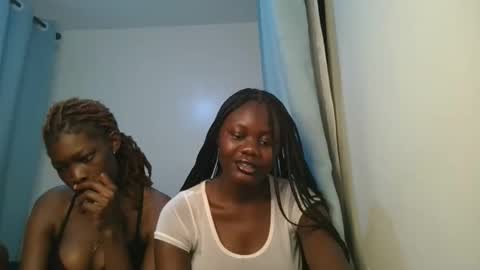 Snapshot of barbie_queen2 chatting on 03-14-26, 10:26 queen online show from 03-14-26, 10:26