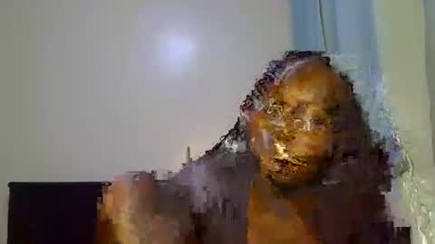 queen online show from 04-14-26, 11:00