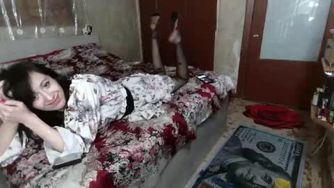 Snapshot of barbie_rococo chatting on 03-05-26, 03:19 barbie_rococo online show from 03-05-26, 03:19