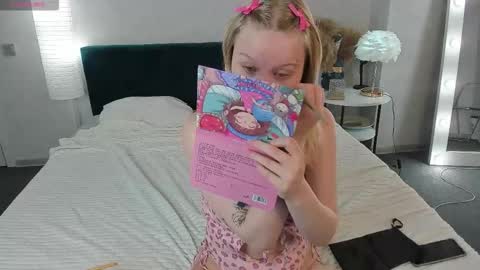 Barbie Staze online show from 09-15-25, 02:11