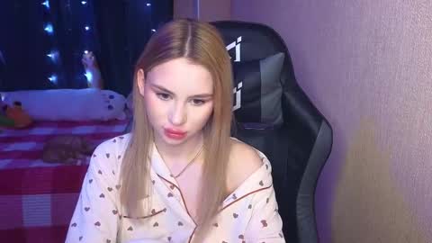 Eva online show from 02-20-25, 08:03