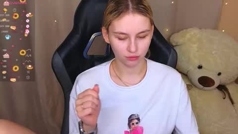 Eva online show from 09-24-25, 06:44