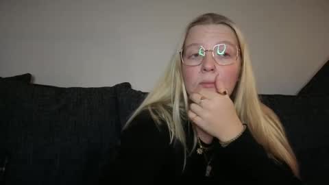 barbiegirl966 online show from 11-21-25, 09:24
