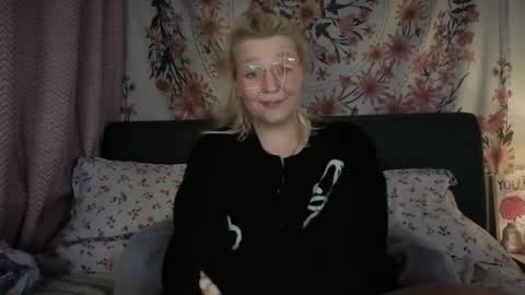 barbiegirl966 online show from 02-19-26, 09:11
