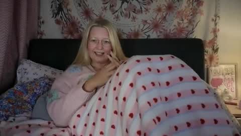 barbiegirl966 online show from 02-20-26, 09:48