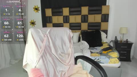 Snapshot of barbiekano chatting on 01-22-25, 12:27 barbiekano online show from 01-22-25, 12:27
