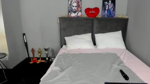 Barbie online show from 02-28-26, 01:45