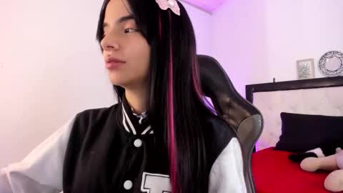 Barbie... online show from 11-30-25, 04:49