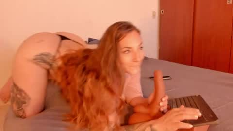 B A R B I E    R O B E R T S online show from 07-12-26, 08:49