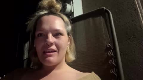 Snapshot of barelybehavedbarbie chatting on 04-04-26, 05:49 barelybehavedbarbie online show from 04-04-26, 05:49