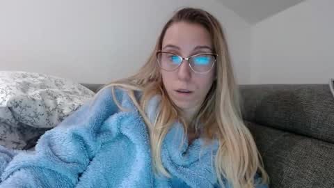 Lena online show from 03-23-26, 06:23