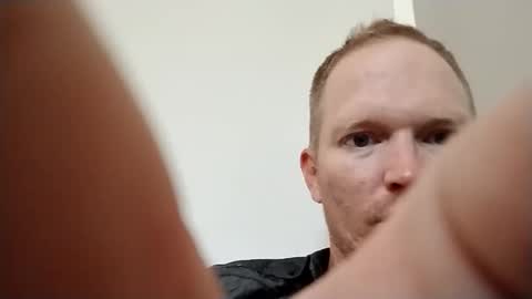 Snapshot of barniemay1 chatting on 11-25-25, 05:02 barniemay1 online show from 11-25-25, 05:02