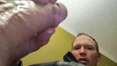 Snapshot of barniemay1 chatting on 01-12-26, 07:35 barniemay1 online show from 01-12-26, 07:35