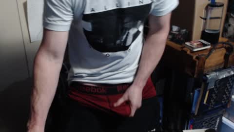 Snapshot of baron_lacroix chatting on 12-21-24, 07:16 Wraith online show from 12-21-24, 07:16