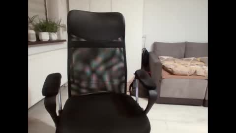 Snapshot of bart_1987 chatting on 02-14-26, 04:59 bart_1987 online show from 02-14-26, 04:59