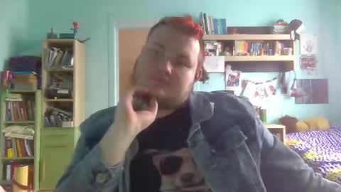 Snapshot of bartthebear69 chatting on 02-26-25, 10:15 BartTheBear online show from 02-26-25, 10:15