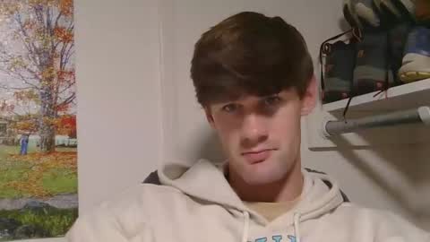 basicallyjustmee online show from 10-31-25, 03:07