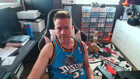 Snapshot of basketballjerseygang chatting on 03-30-26, 07:48 Jordan online show from 03-30-26, 07:48