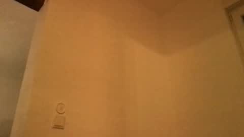 Snapshot of basst23 chatting on 11-27-25, 11:29 basst23 online show from 11-27-25, 11:29