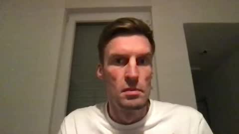 Snapshot of basst23 chatting on 01-06-26, 10:12 basst23 online show from 01-06-26, 10:12